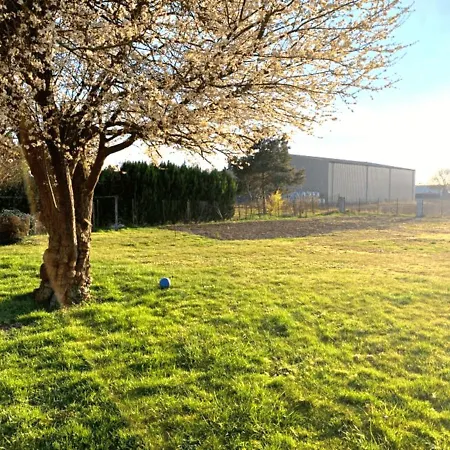 Apartment Calmes Avec Piscine, Jardin Et Parking