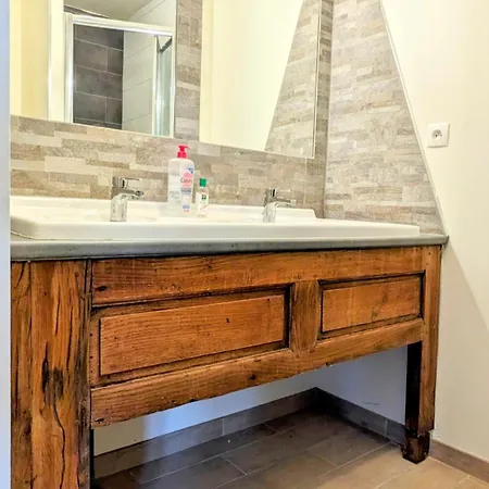 Calmes Avec Piscine, Jardin Et Parking 아파트 부셰레