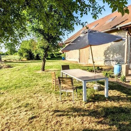 Calmes Avec Piscine, Jardin Et Parking * Bucheres